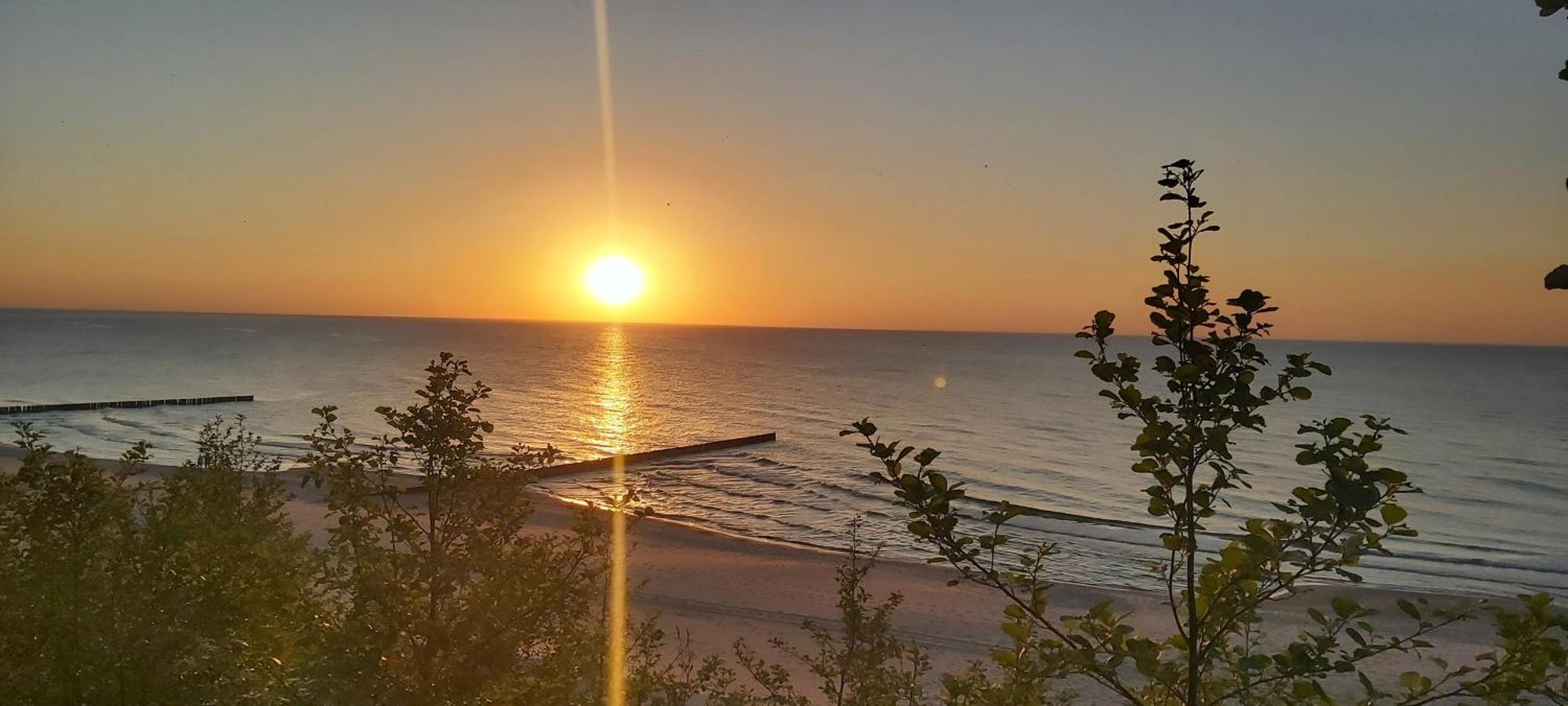 Camping Klif-Nowe Klimatyzowane Domki, 400M Od Centrum Rewala, 30M Od Morza Trzęsacz Exterior foto