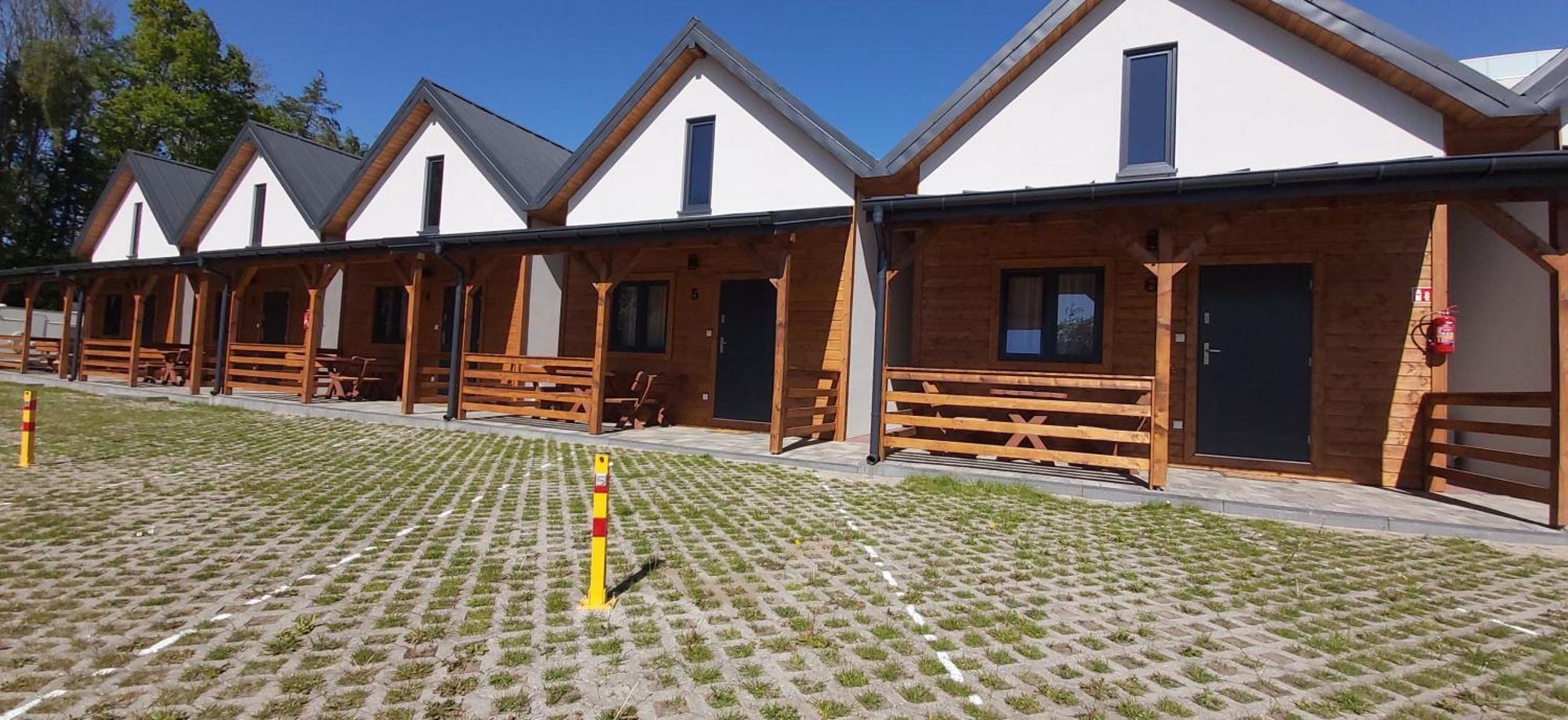 Camping Klif-Nowe Klimatyzowane Domki, 400M Od Centrum Rewala, 30M Od Morza Trzęsacz Exterior foto
